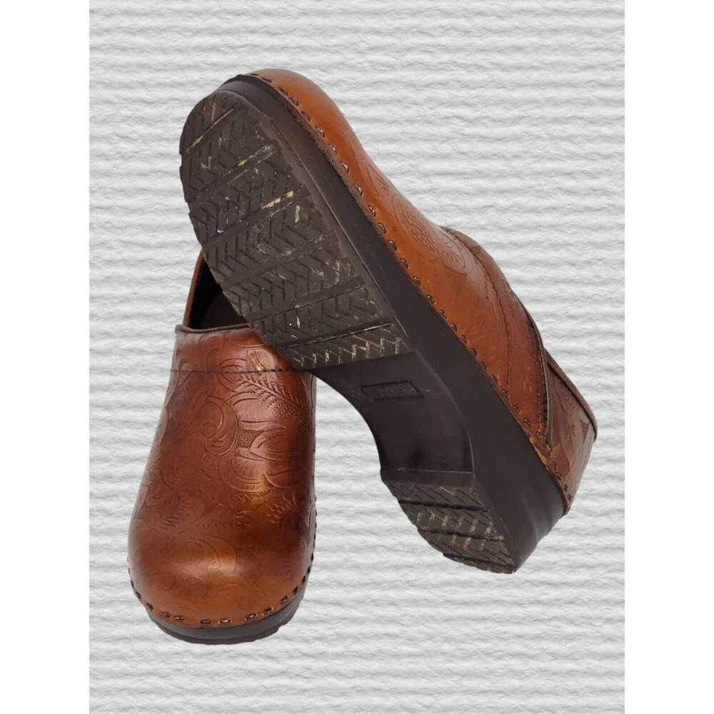 L.L. Bean Brown Embossed Leather Clogs - Picture 9 of 10